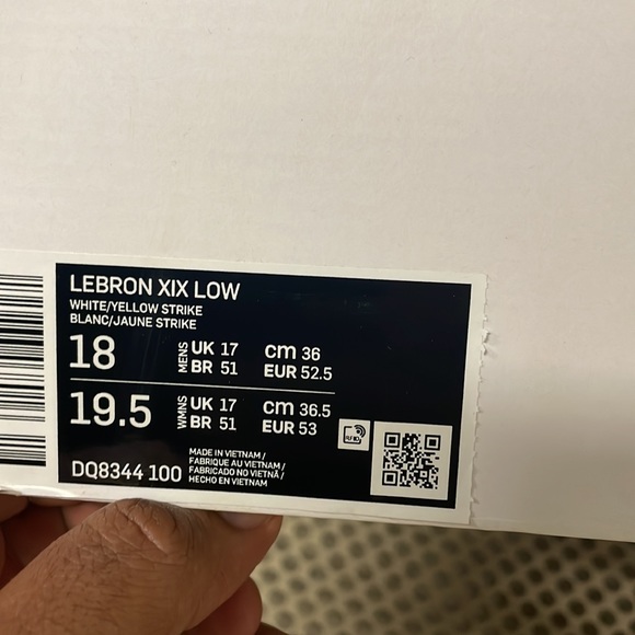 Nike Lebron XIX low - Picture 9 of 9